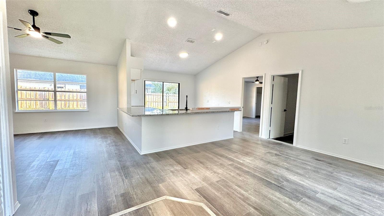 DELTONA LAKES UNIT 33 - Residential