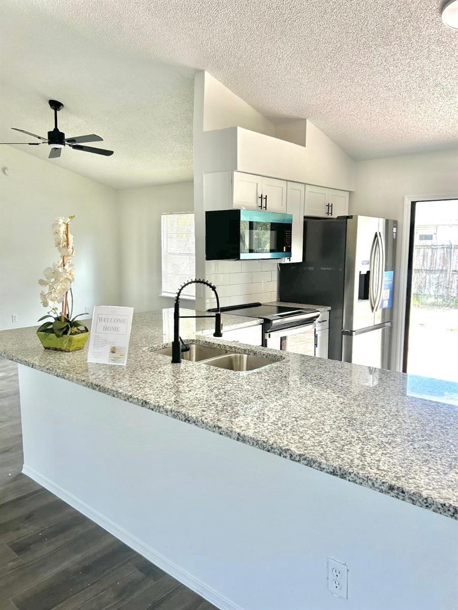 DELTONA LAKES UNIT 33 - Residential