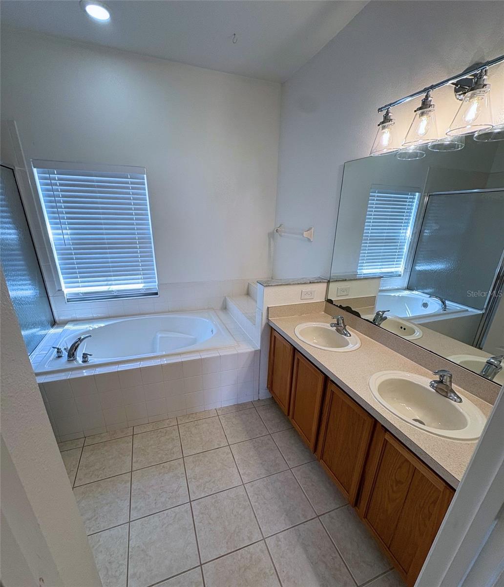 BELLALAGO PH 3M - Residential Lease