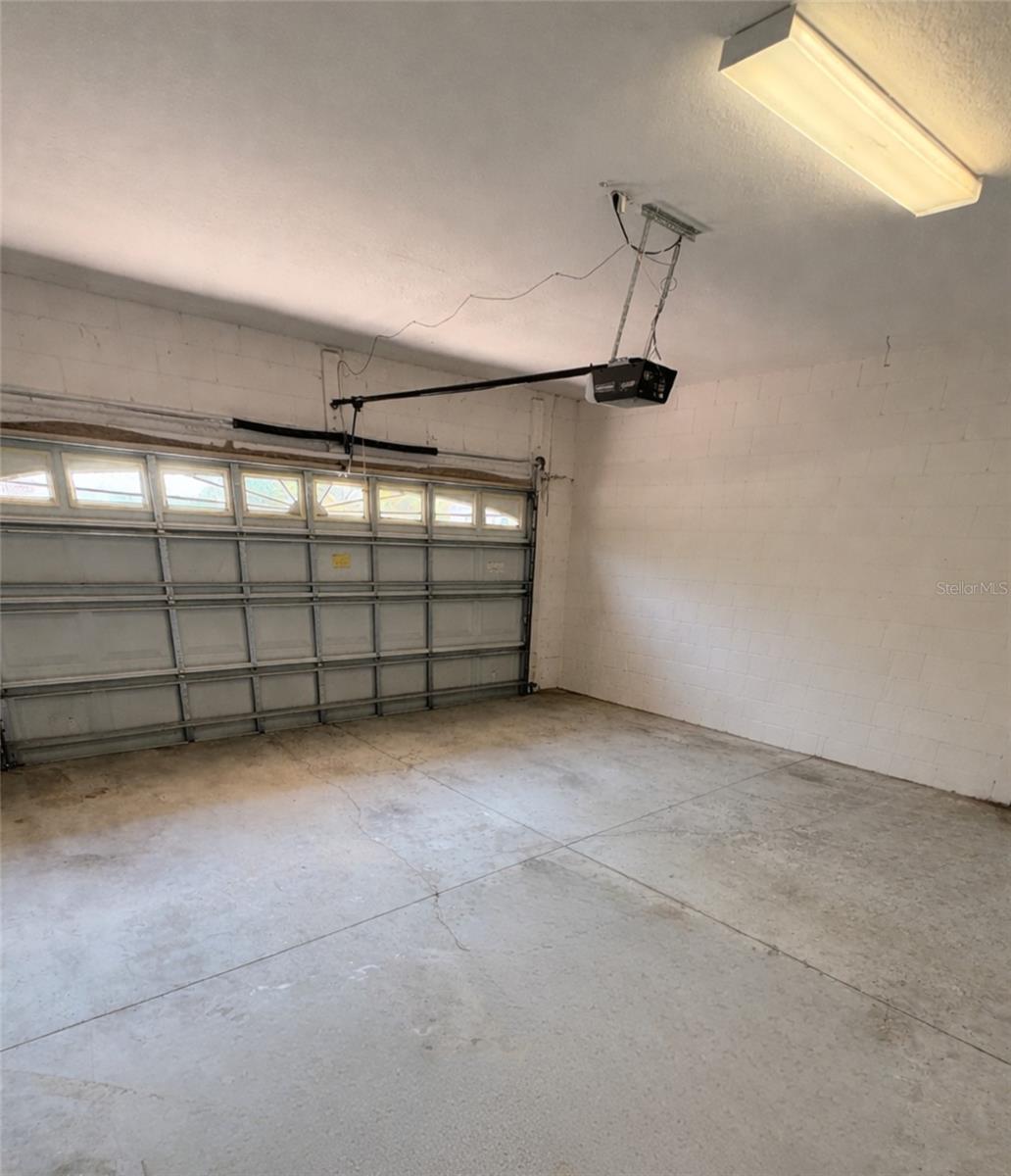 BELLALAGO PH 3M - Residential Lease