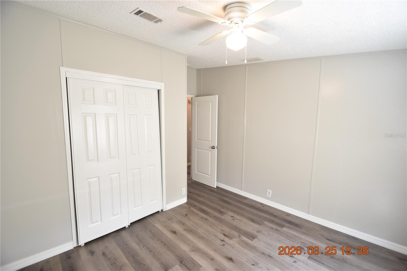 GIBSONS ARTESIAN LANDS SECTIO - Residential Lease