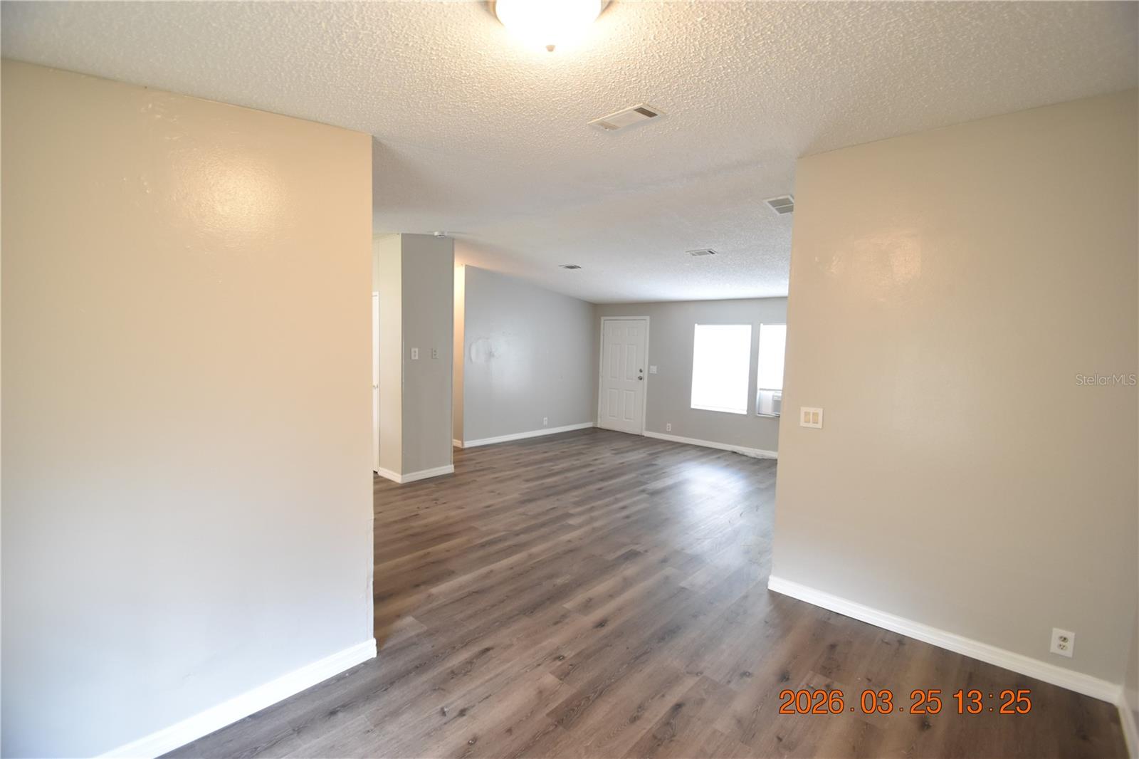 GIBSONS ARTESIAN LANDS SECTIO - Residential Lease