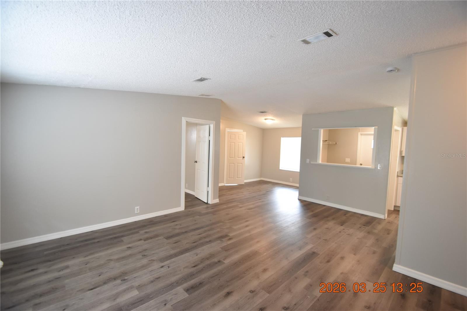 GIBSONS ARTESIAN LANDS SECTIO - Residential Lease