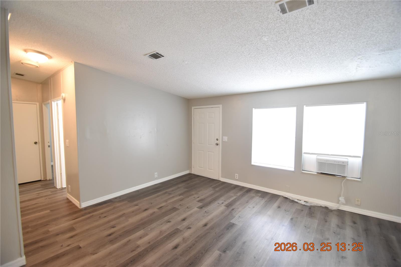 GIBSONS ARTESIAN LANDS SECTIO - Residential Lease