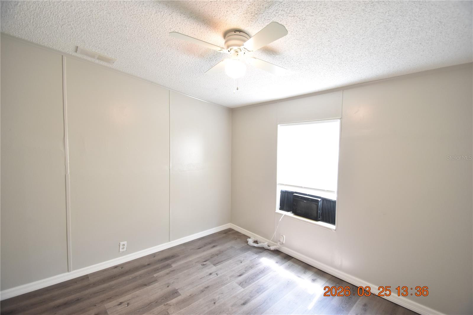 GIBSONS ARTESIAN LANDS SECTIO - Residential Lease