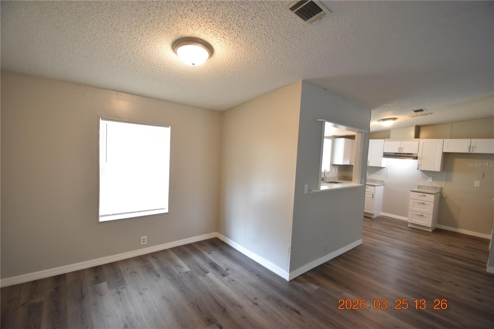 GIBSONS ARTESIAN LANDS SECTIO - Residential Lease