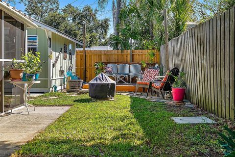 A home in SEMINOLE