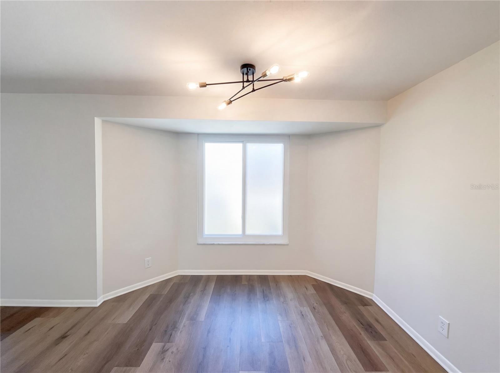 SUNLAKE PARK UNIT 01 - Residential