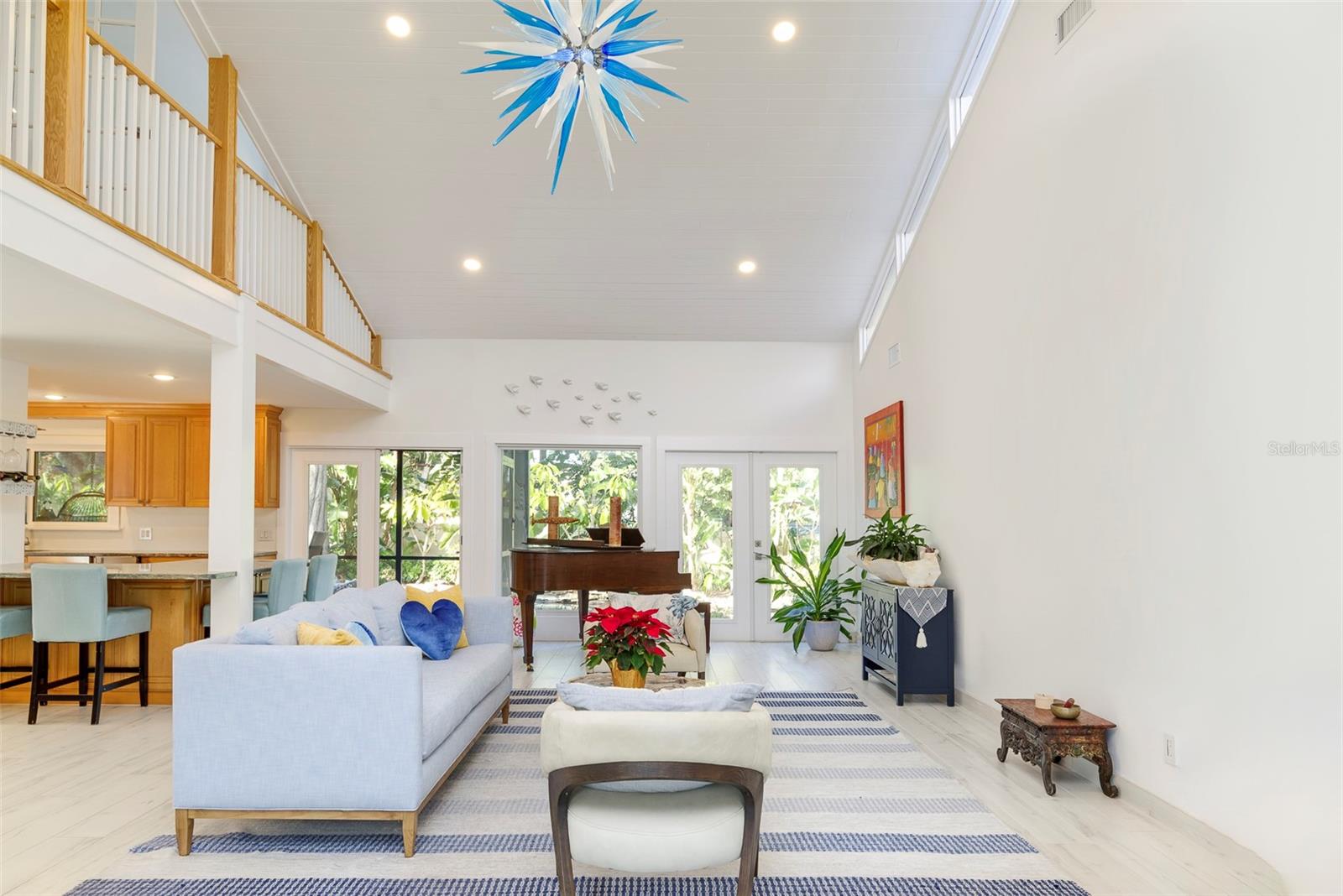 MONTICELLO PARK - Residential Lease