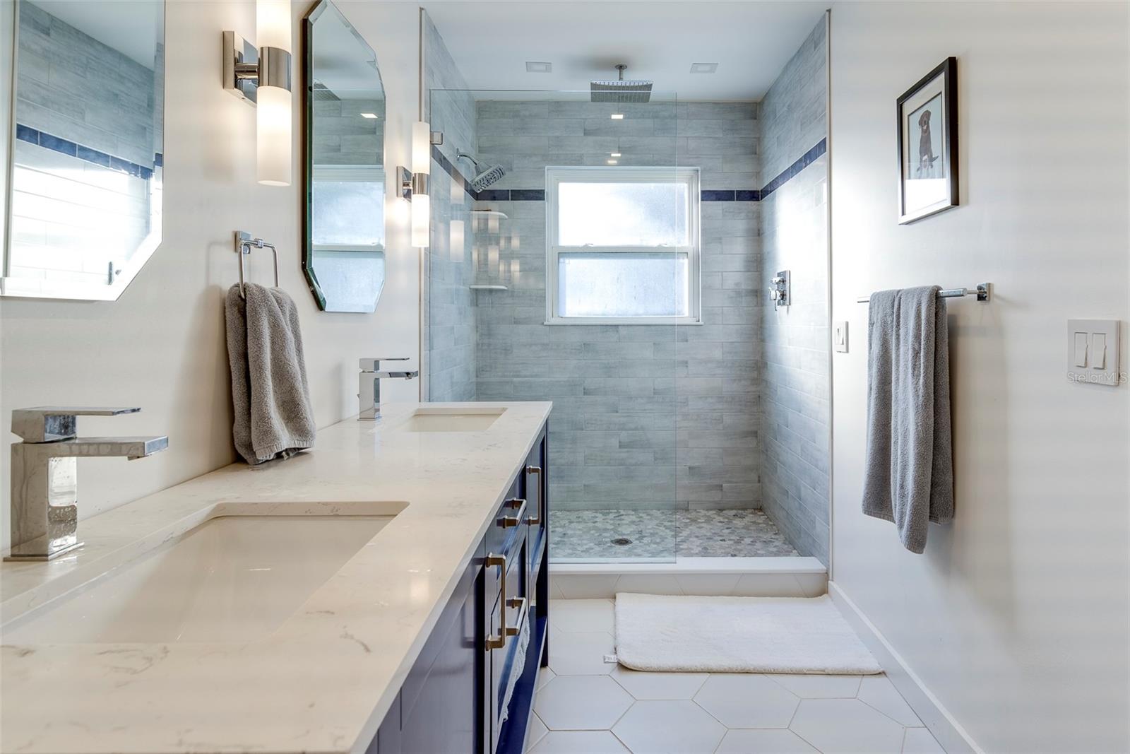 MONTICELLO PARK - Residential Lease