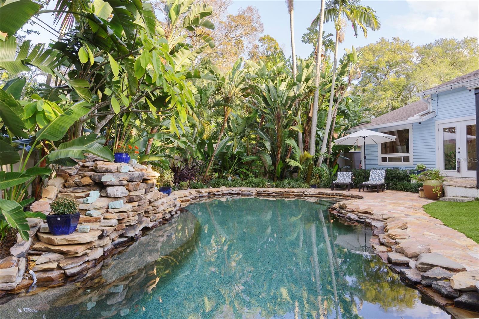 MONTICELLO PARK - Residential Lease