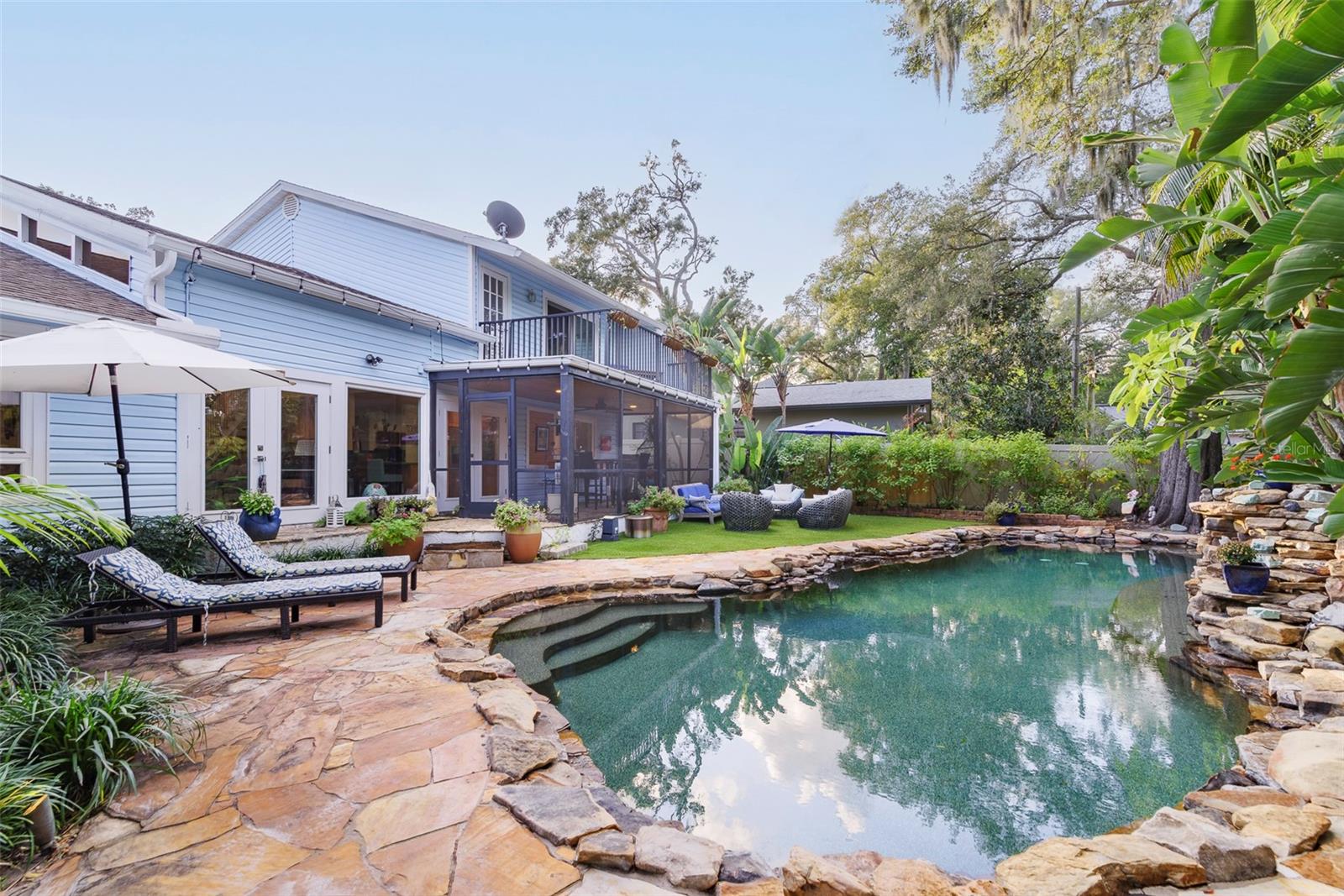 MONTICELLO PARK - Residential Lease