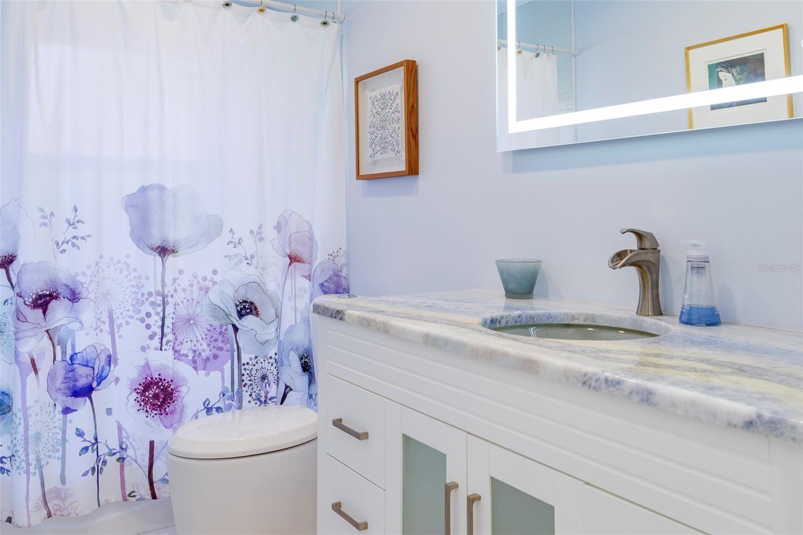 MONTICELLO PARK - Residential Lease