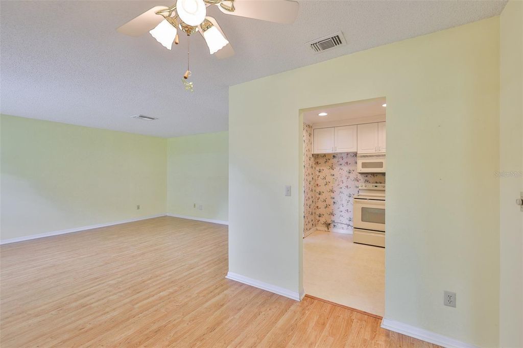 Photo of 1908 Canterbury Lane #20, Sun City Center, FL 33573 (MLS # TB8434514)
