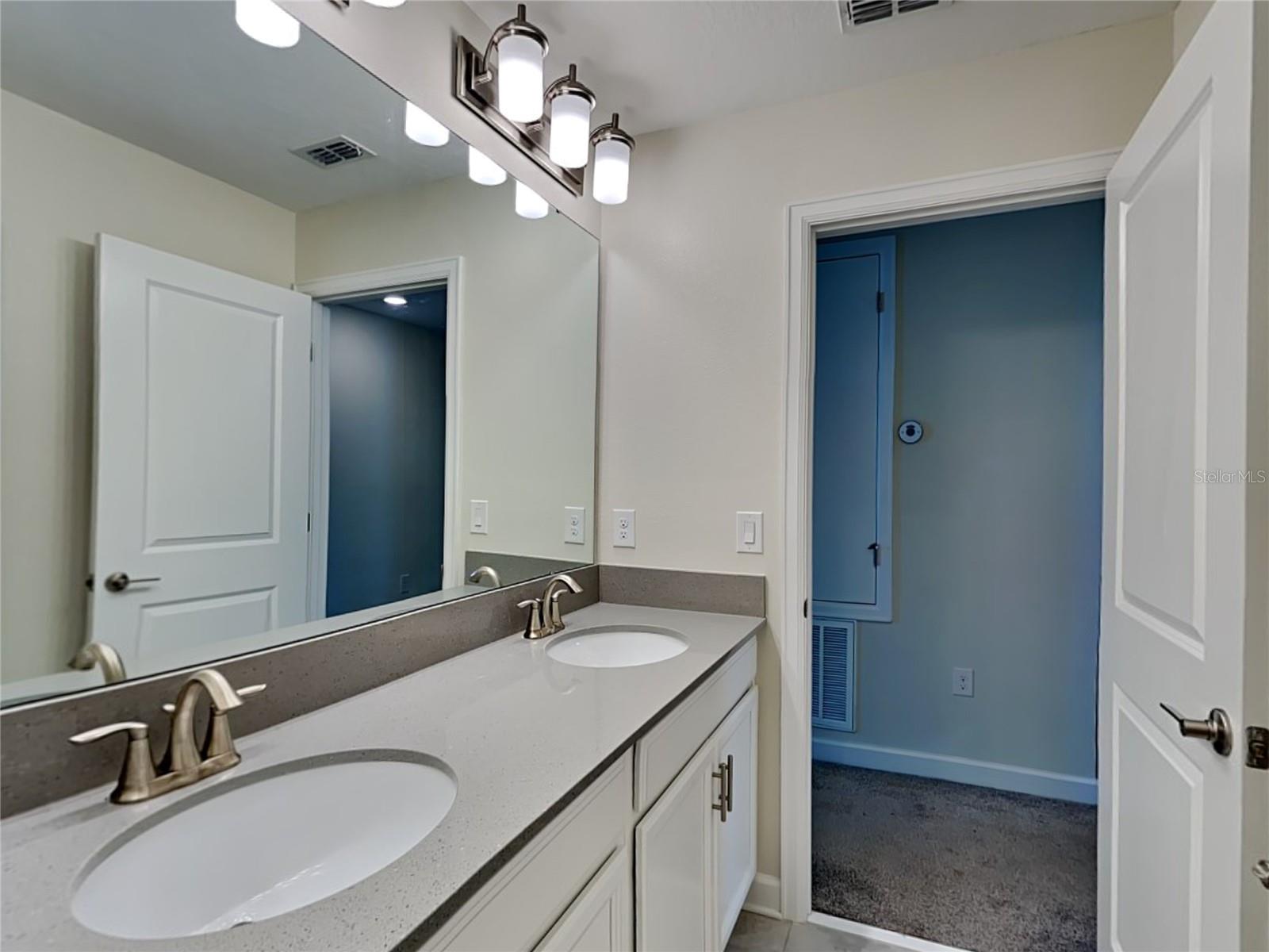 DRAYTON-PRESTON WOODS/PROVIDEN - Residential Lease