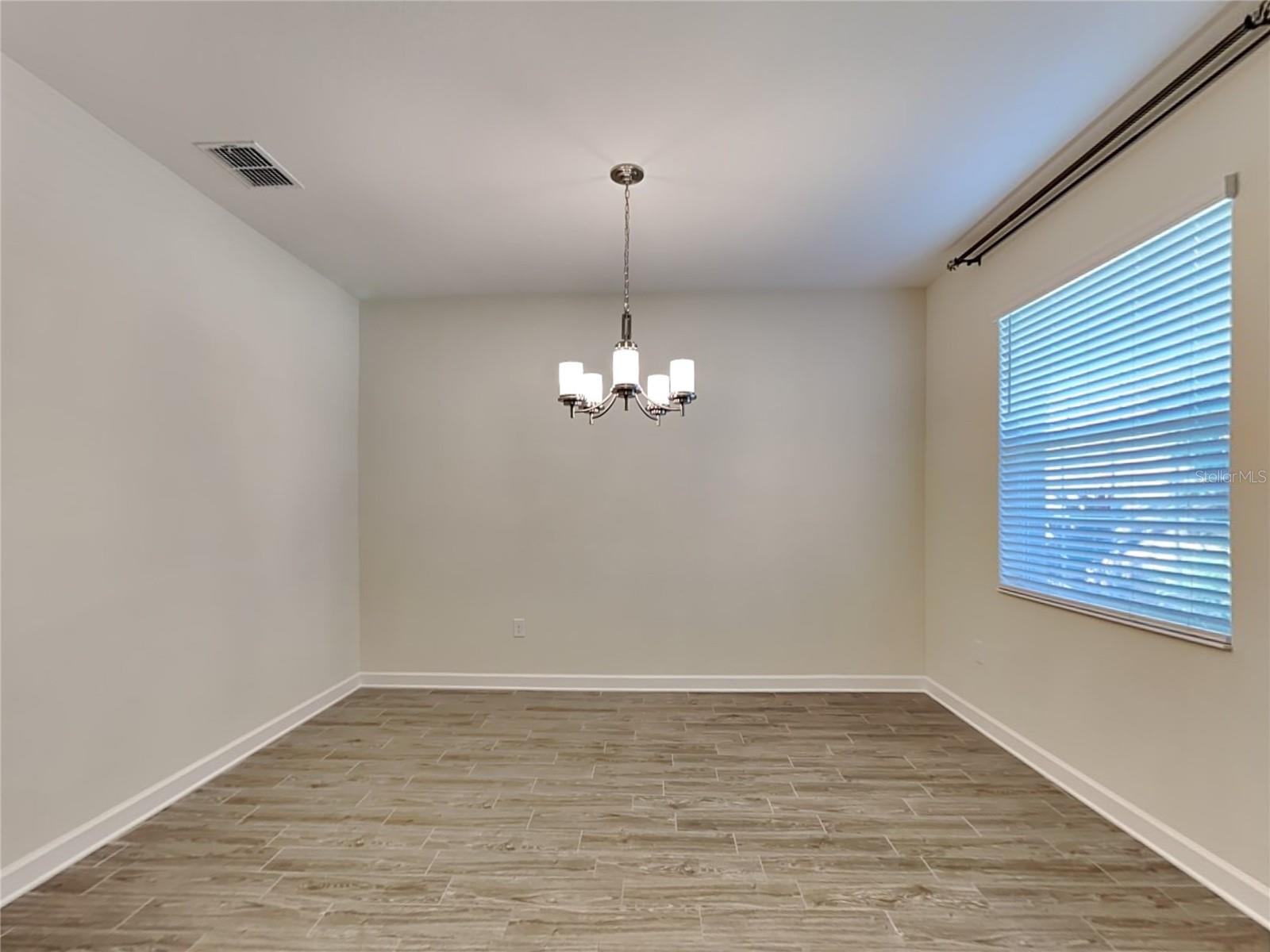 DRAYTON-PRESTON WOODS/PROVIDEN - Residential Lease