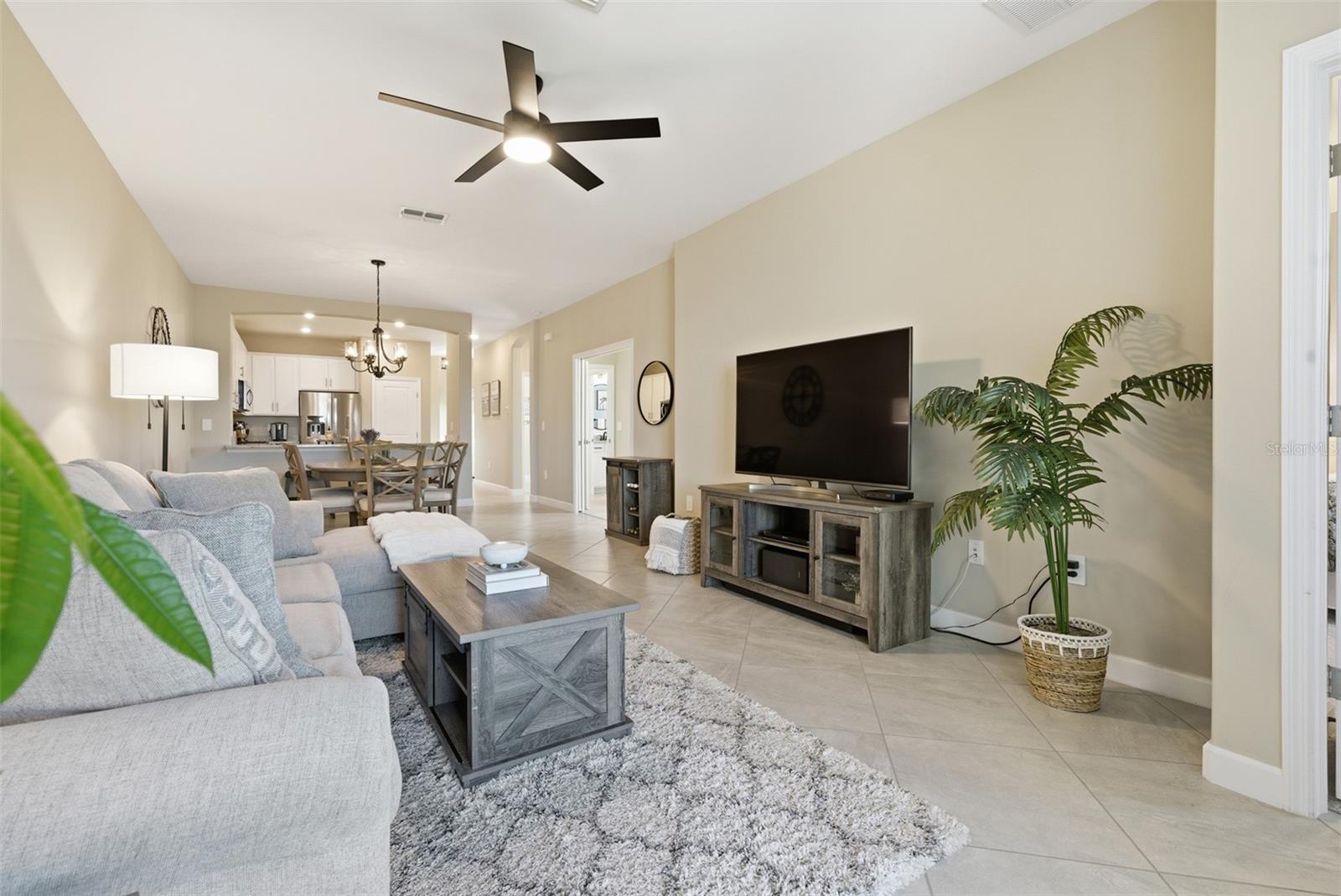 LORRAINE LAKES PH I - Residential