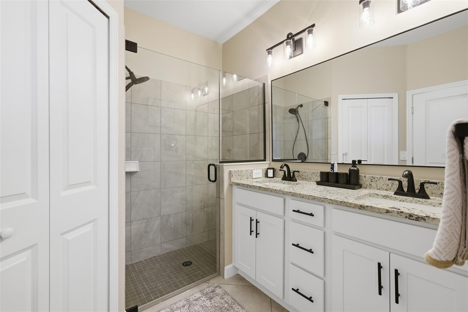 LORRAINE LAKES PH I - Residential