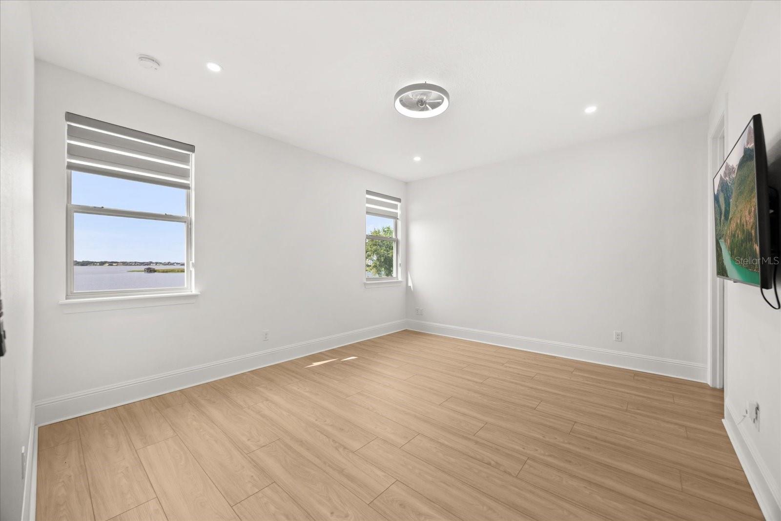 TWINWATERS - Residential
