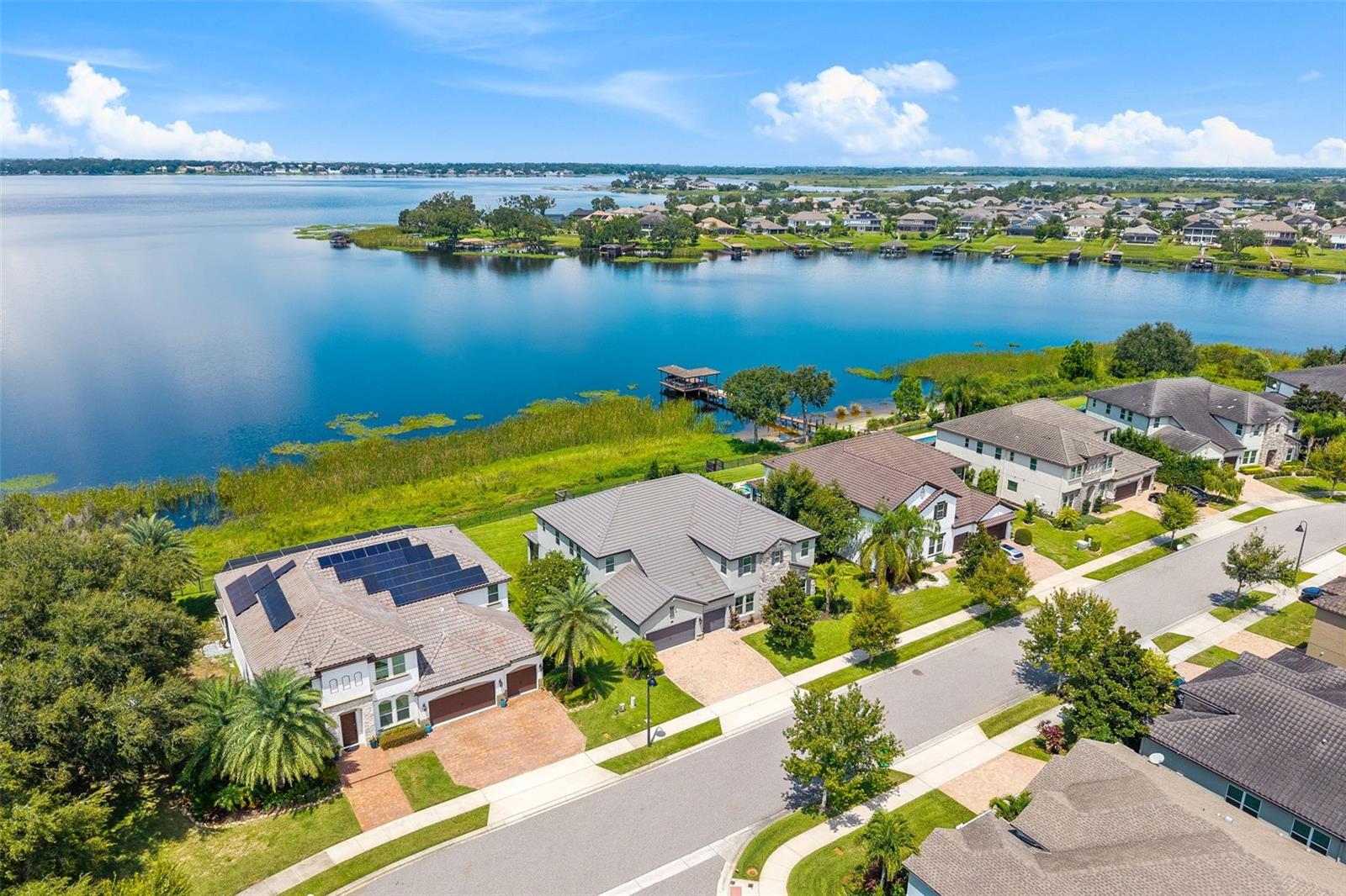 TWINWATERS - Residential