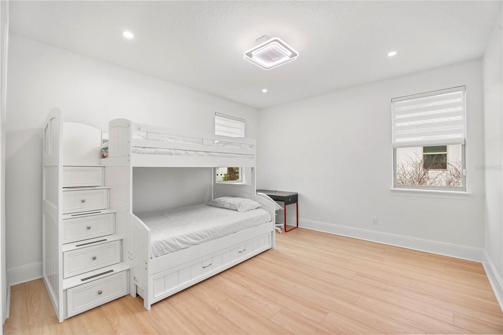 listing image 55