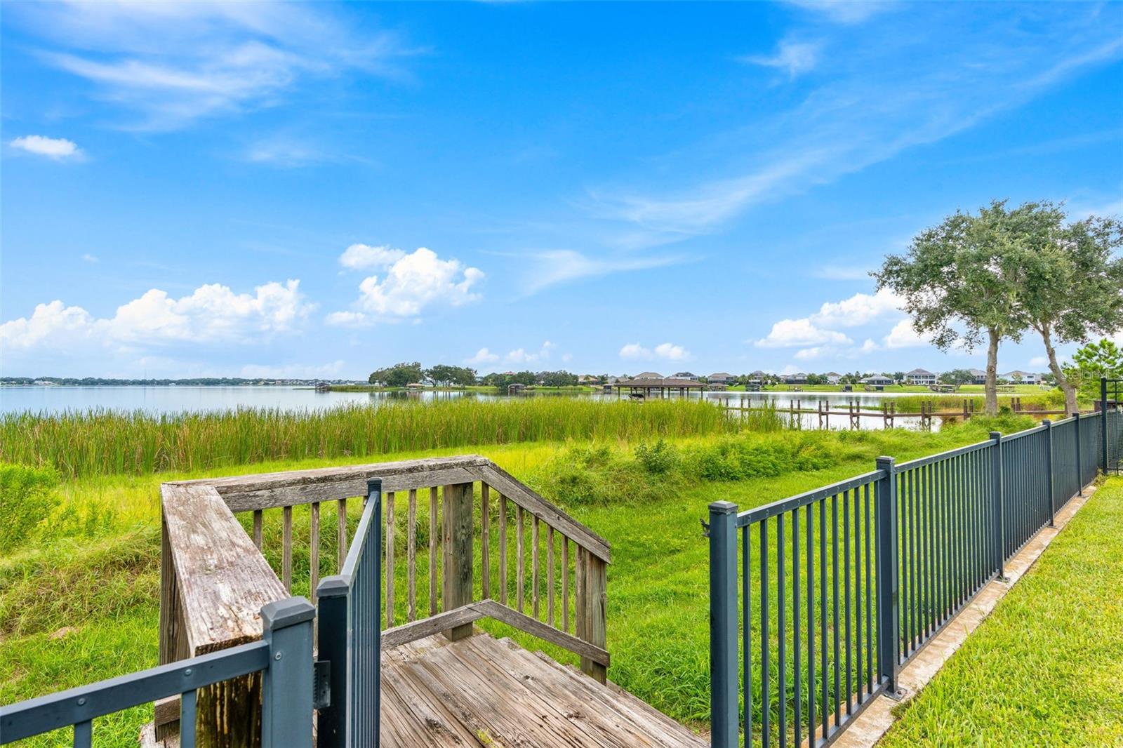 TWINWATERS - Residential