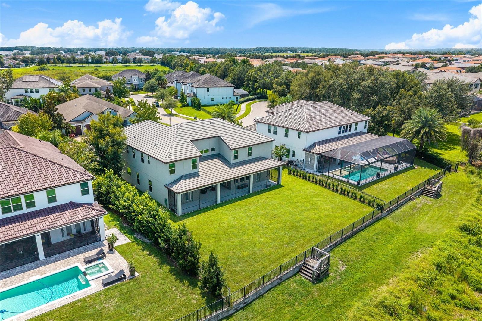 TWINWATERS - Residential