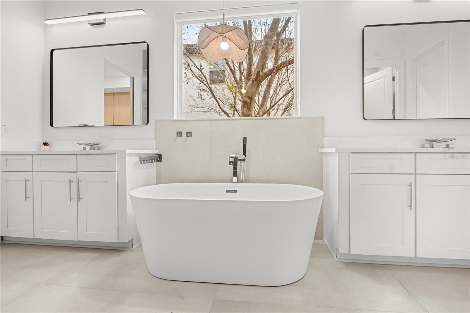TWINWATERS - Residential