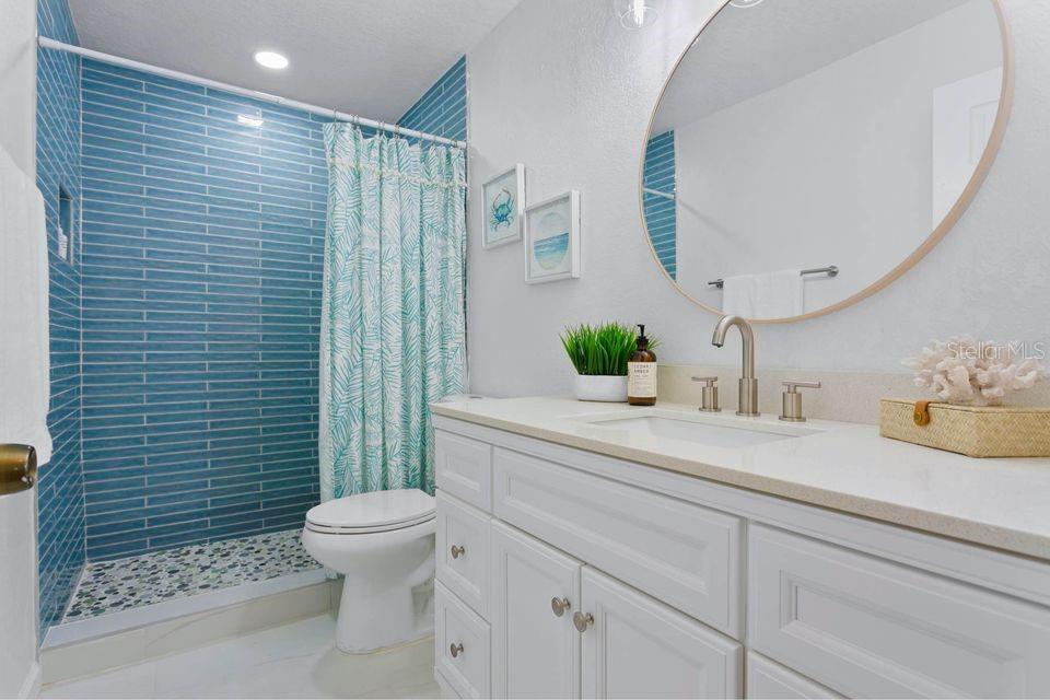 SEMINOLE LAKE VILLAGE 2ND ADD - Residential