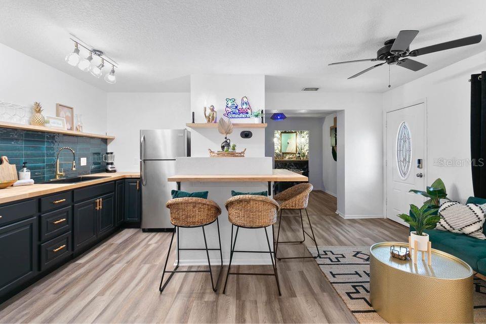 SEMINOLE LAKE VILLAGE 2ND ADD - Residential