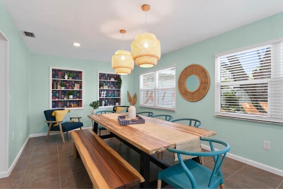 SEMINOLE LAKE VILLAGE 2ND ADD - Residential