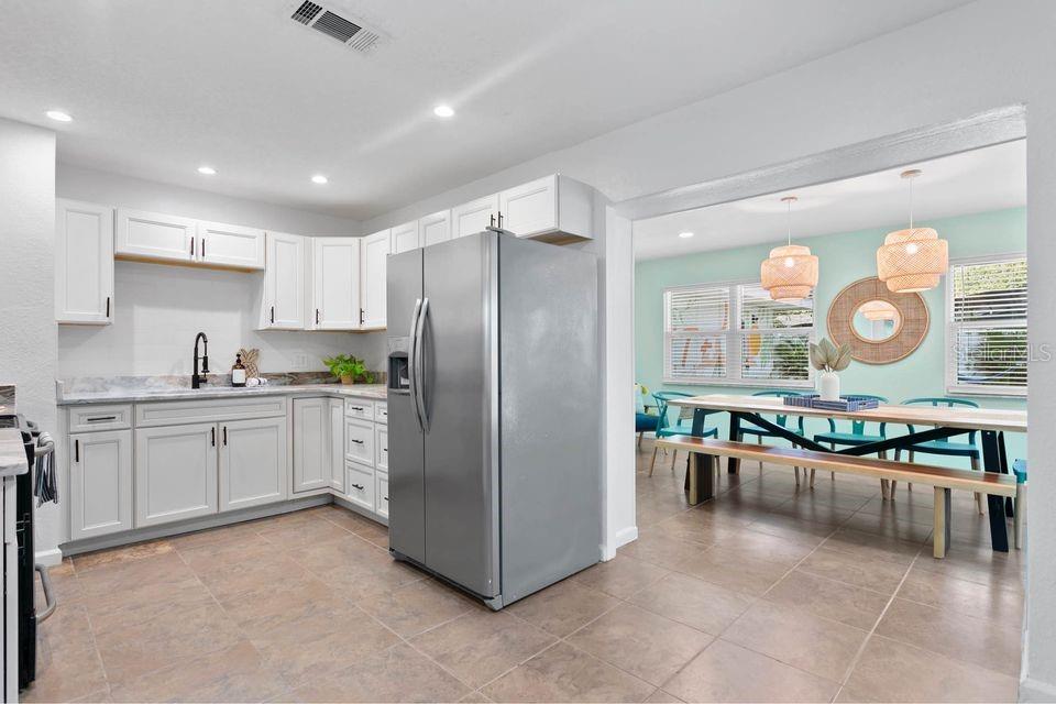 SEMINOLE LAKE VILLAGE 2ND ADD - Residential