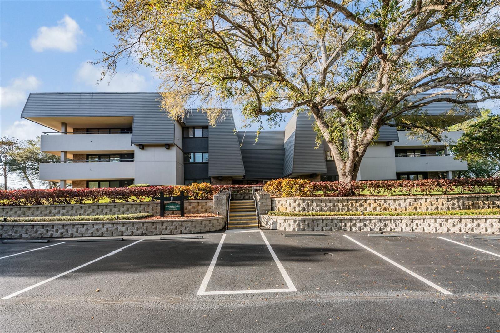 INNISBROOK - Residential