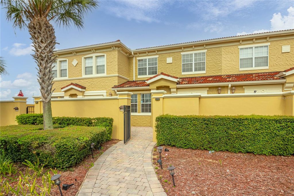 Photo of 2876 Bella Vista Drive, Davenport, FL 33897 (MLS # O6373588)