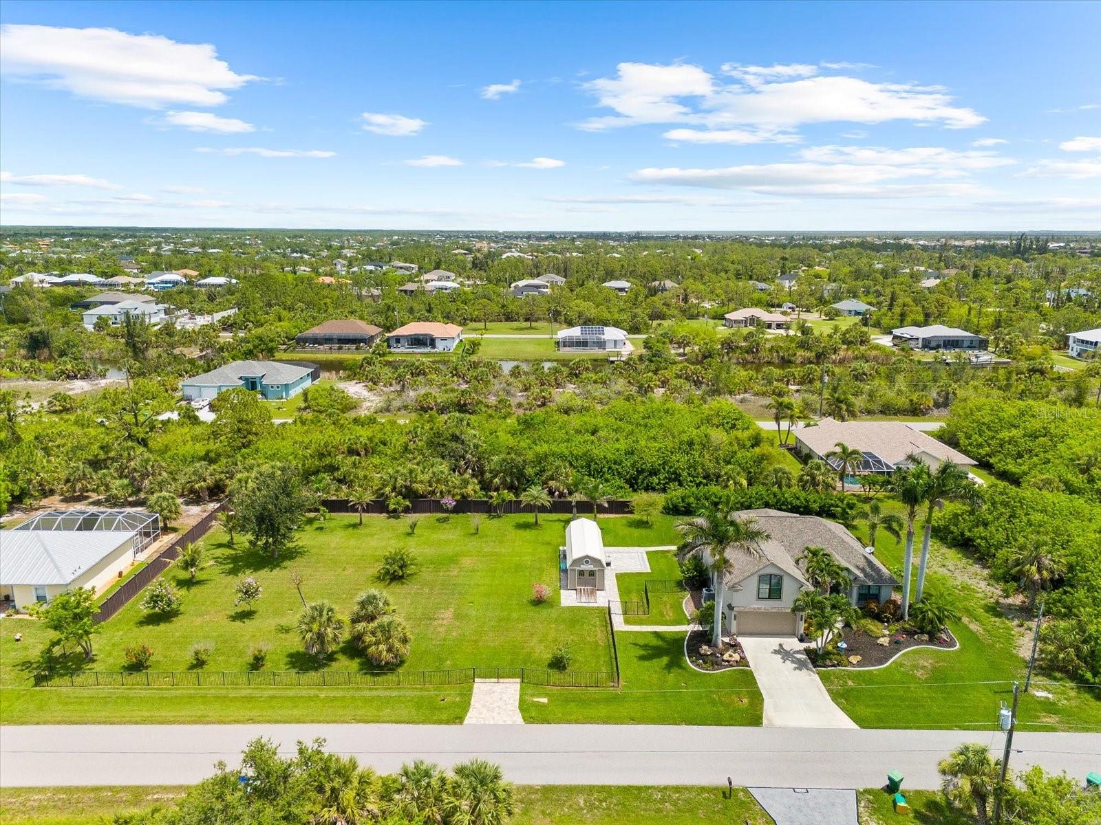 15521 LAKELAND CIRCLE