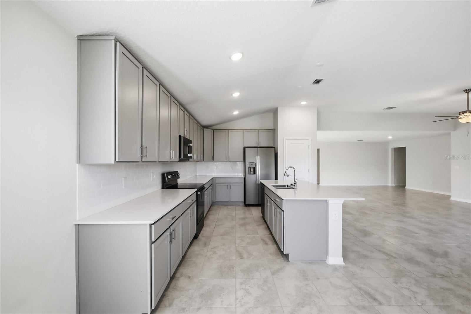 STOREY CREEK PH 2B - Residential