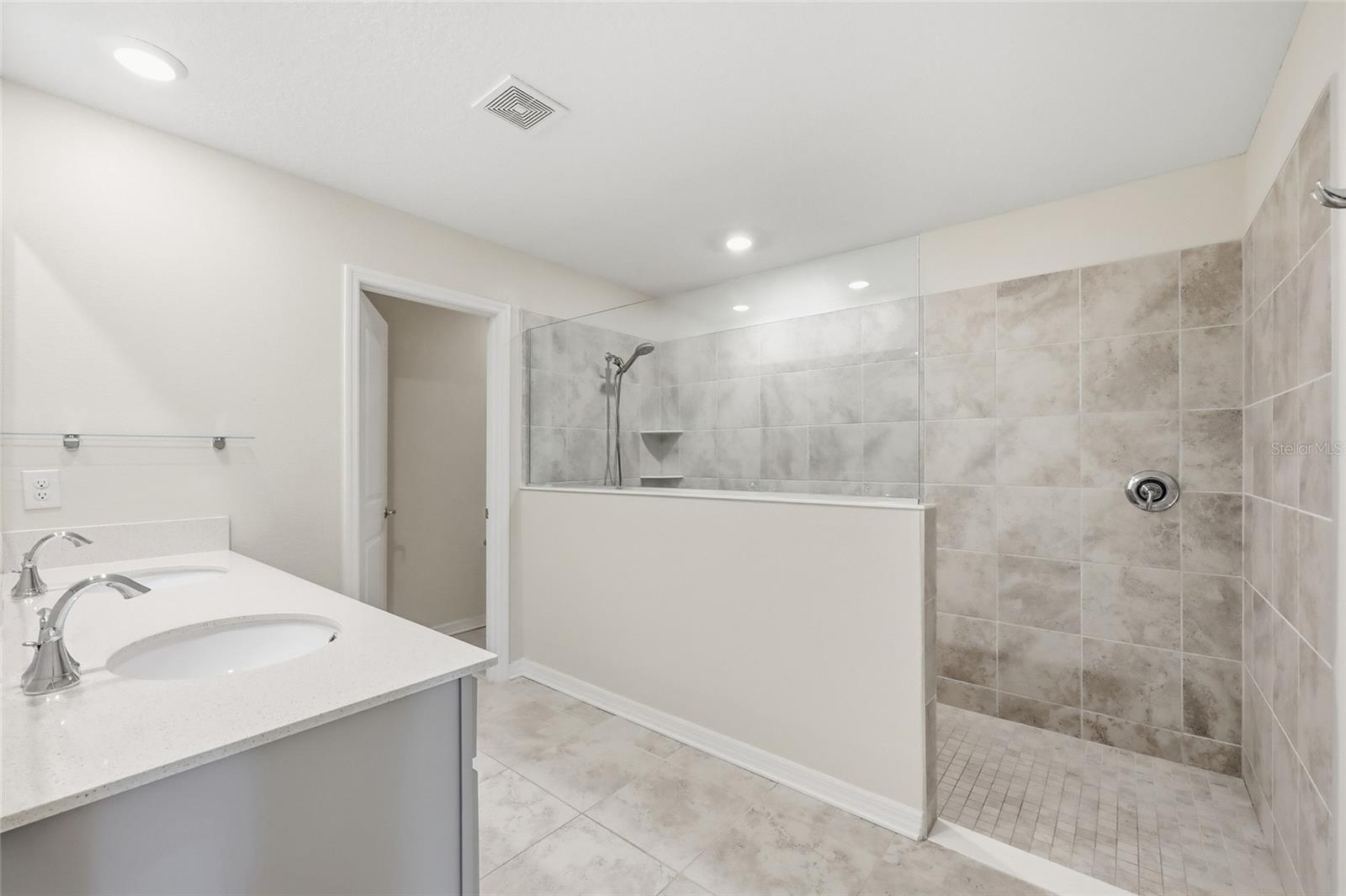 STOREY CREEK PH 2B - Residential