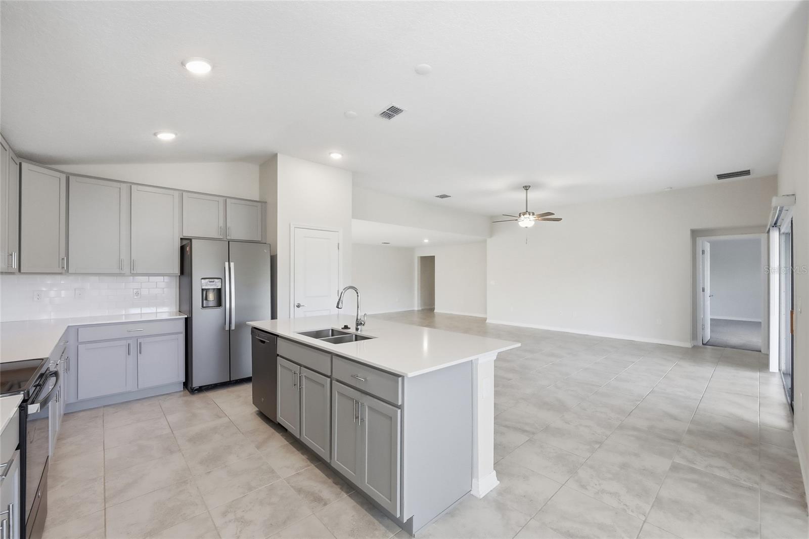 STOREY CREEK PH 2B - Residential