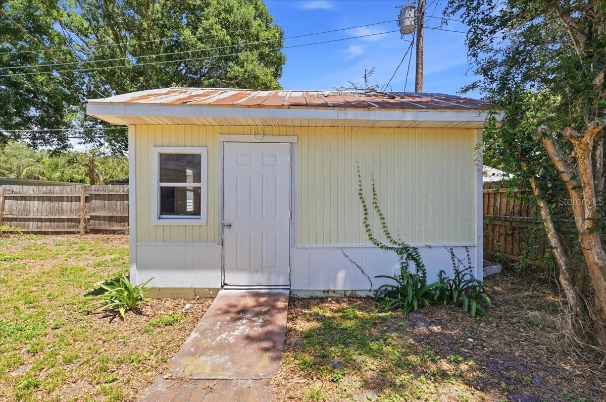 EDGEWOOD PARK - Residential