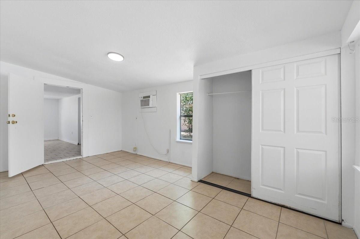 EDGEWOOD PARK - Residential