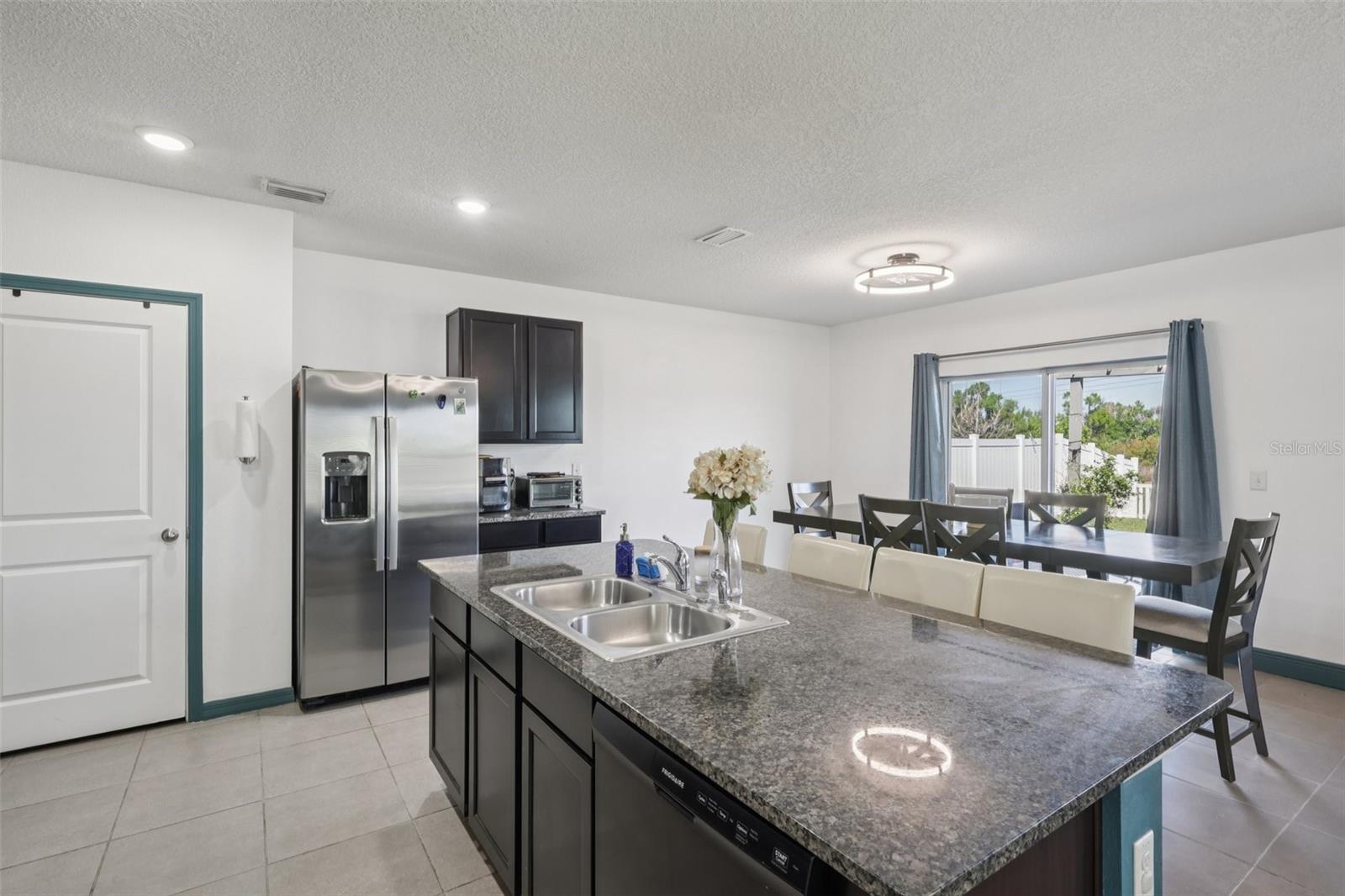 CARLTON LAKES WEST PH 2B - Residential