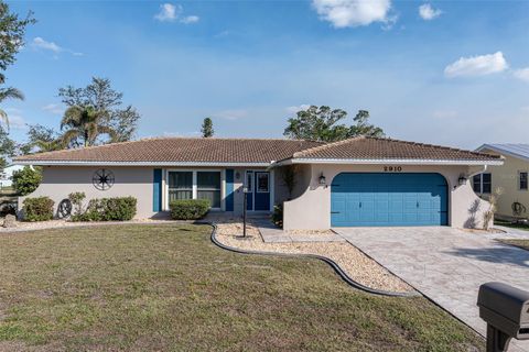 A home in PUNTA GORDA