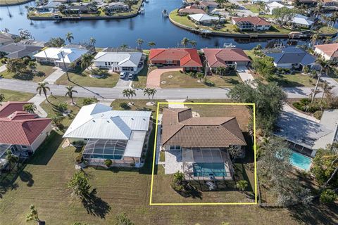 A home in PUNTA GORDA