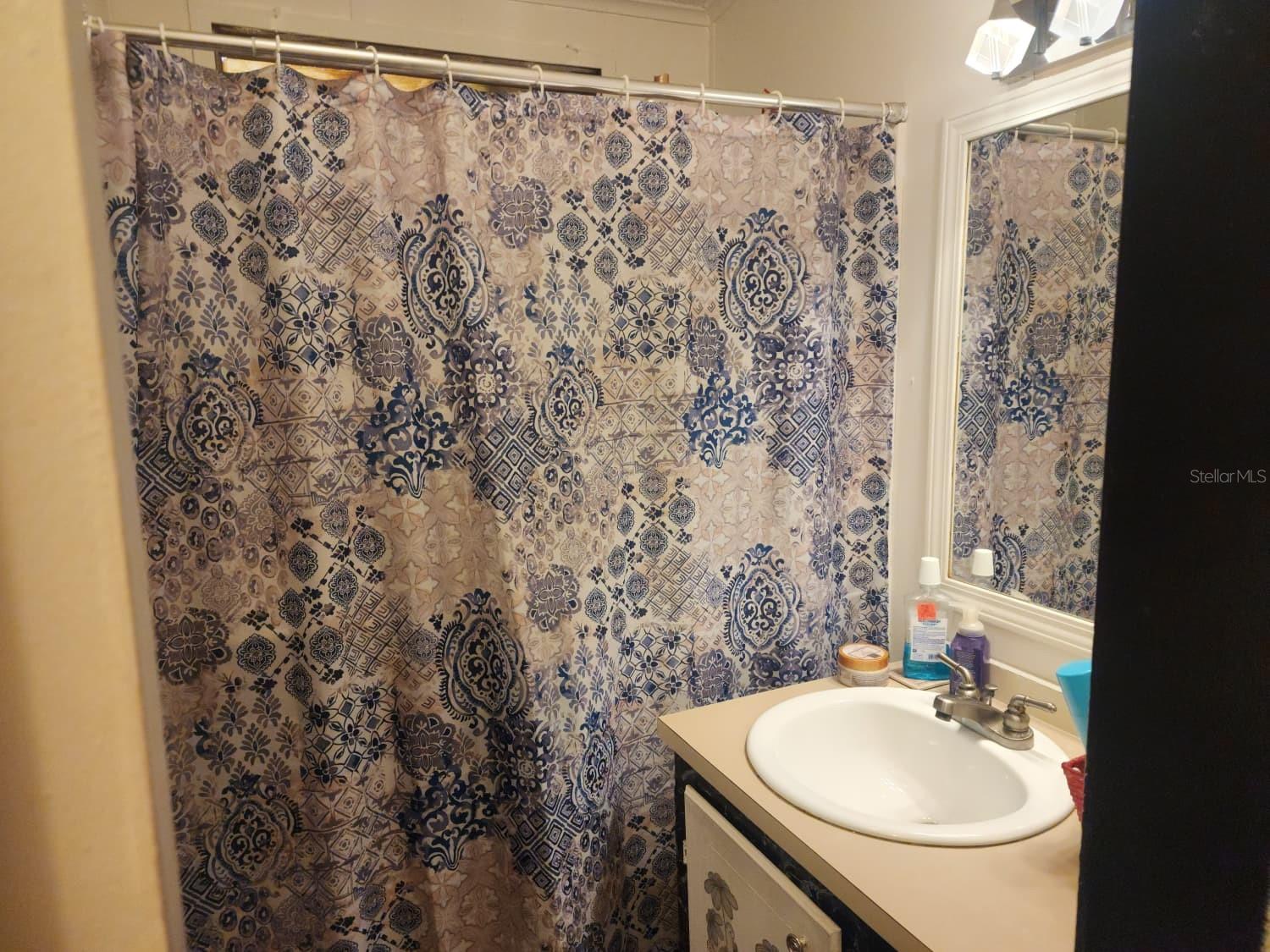 LAKE HAVEN ACRES - Residential