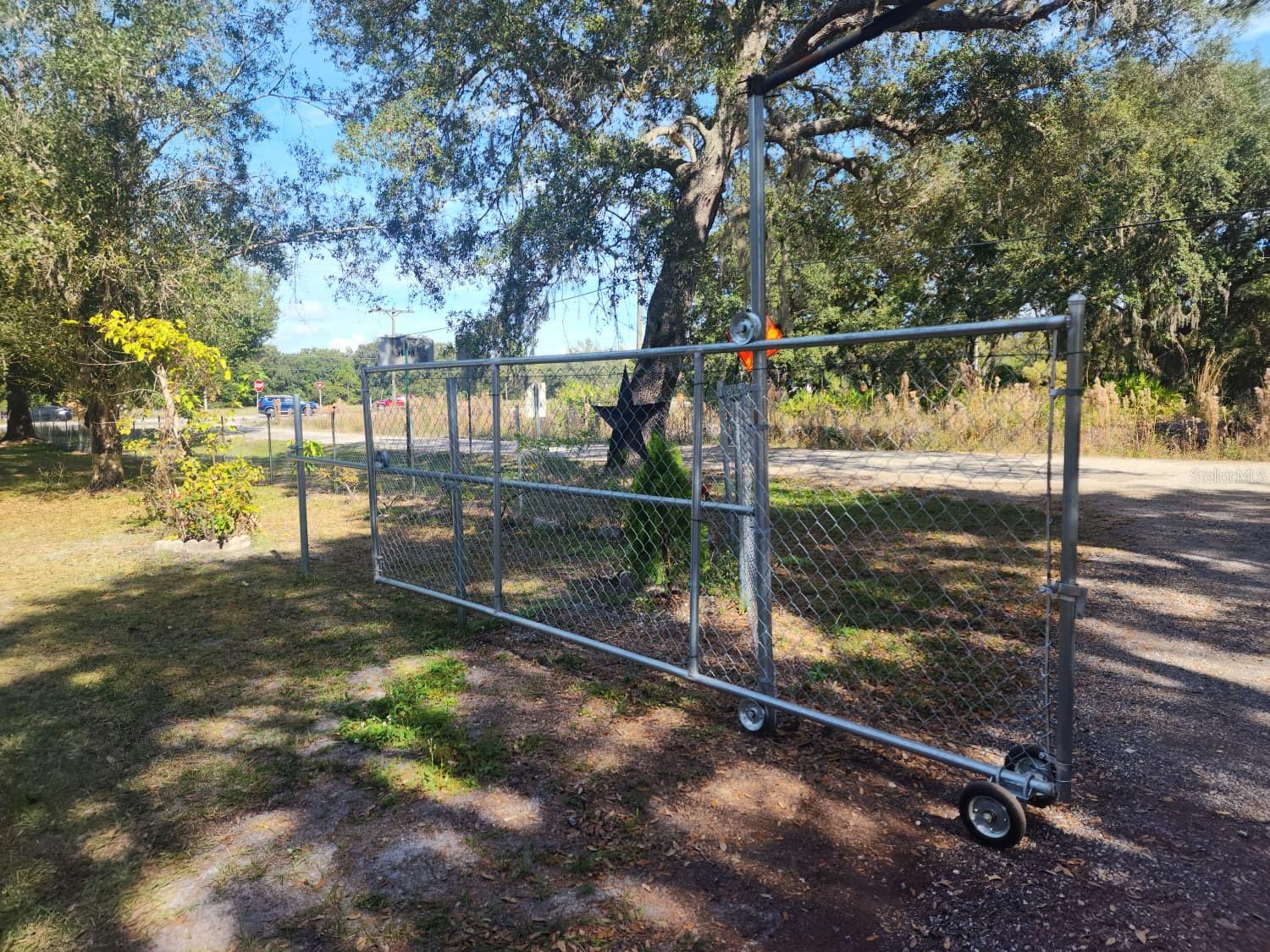 LAKE HAVEN ACRES - Residential