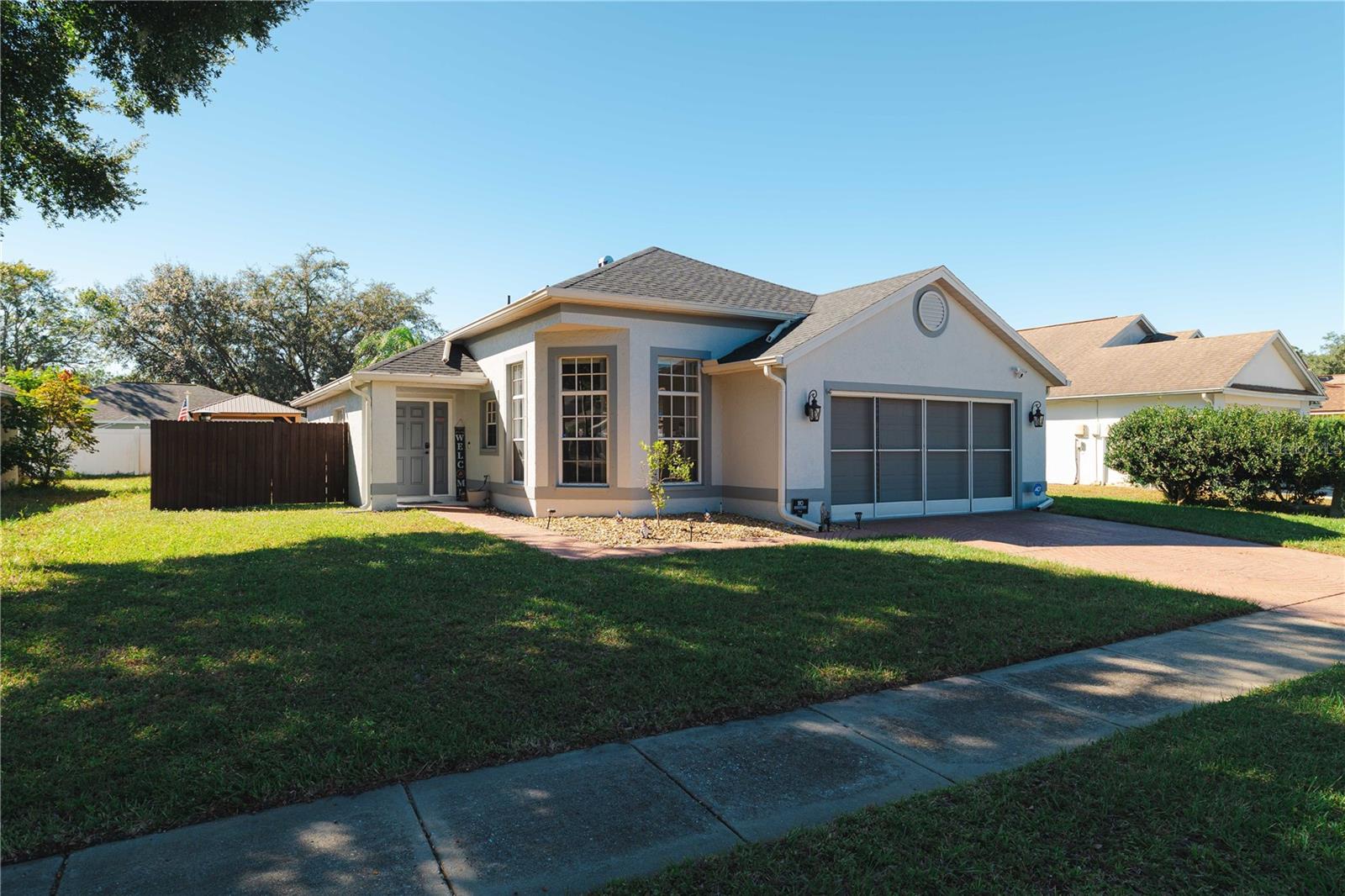 SUMMER LAKES - Residential