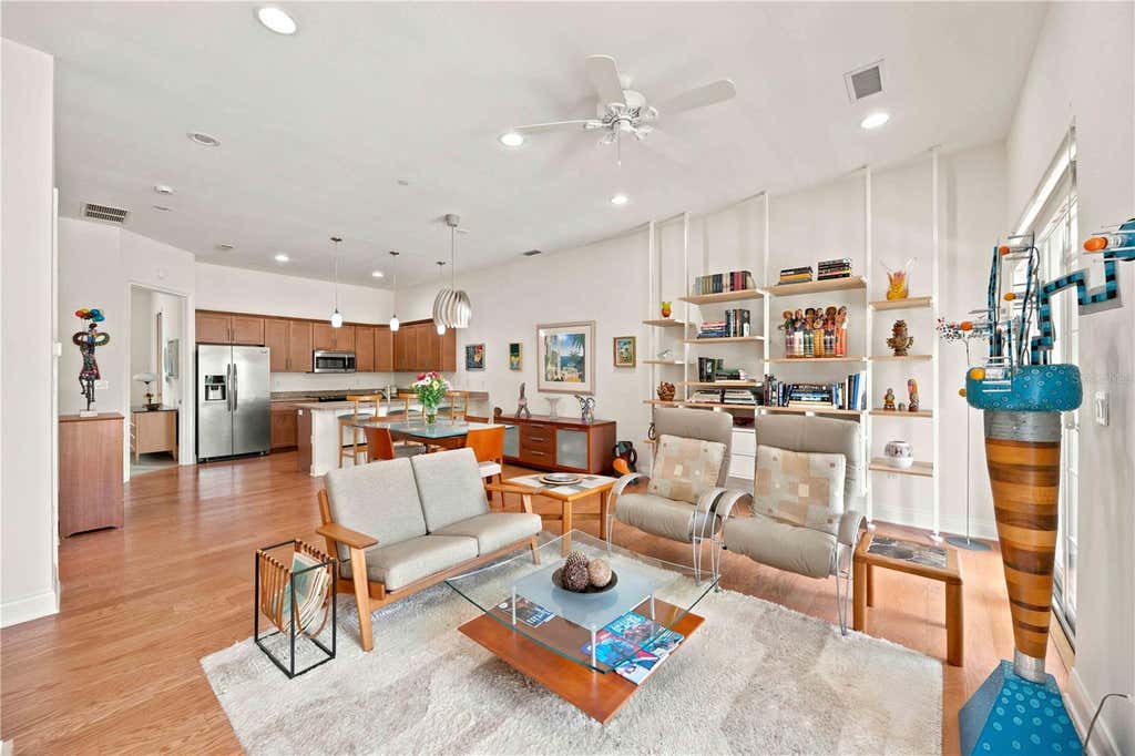 Photo of 435 Nokomis Avenue S #312, Venice, FL 34285 (MLS # A4703408)