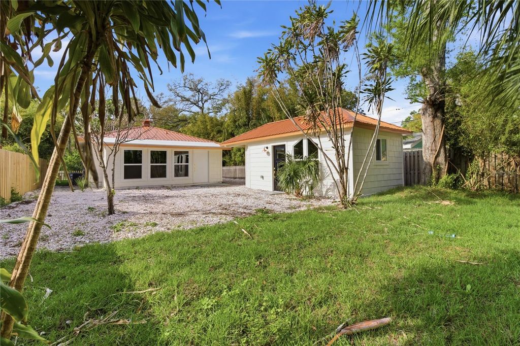 Photo of 5211 25th Avenue S, Gulfport, FL 33707 (MLS # A4689798)