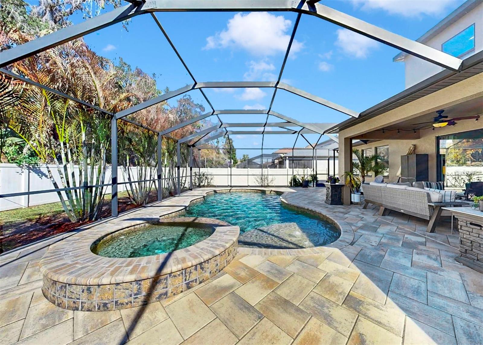 SHETLAND RIDGE - Residential