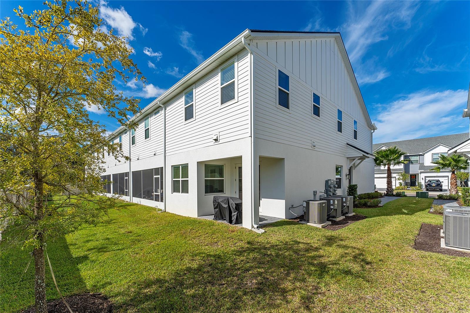 BRENTWOOD LANDING - Residential